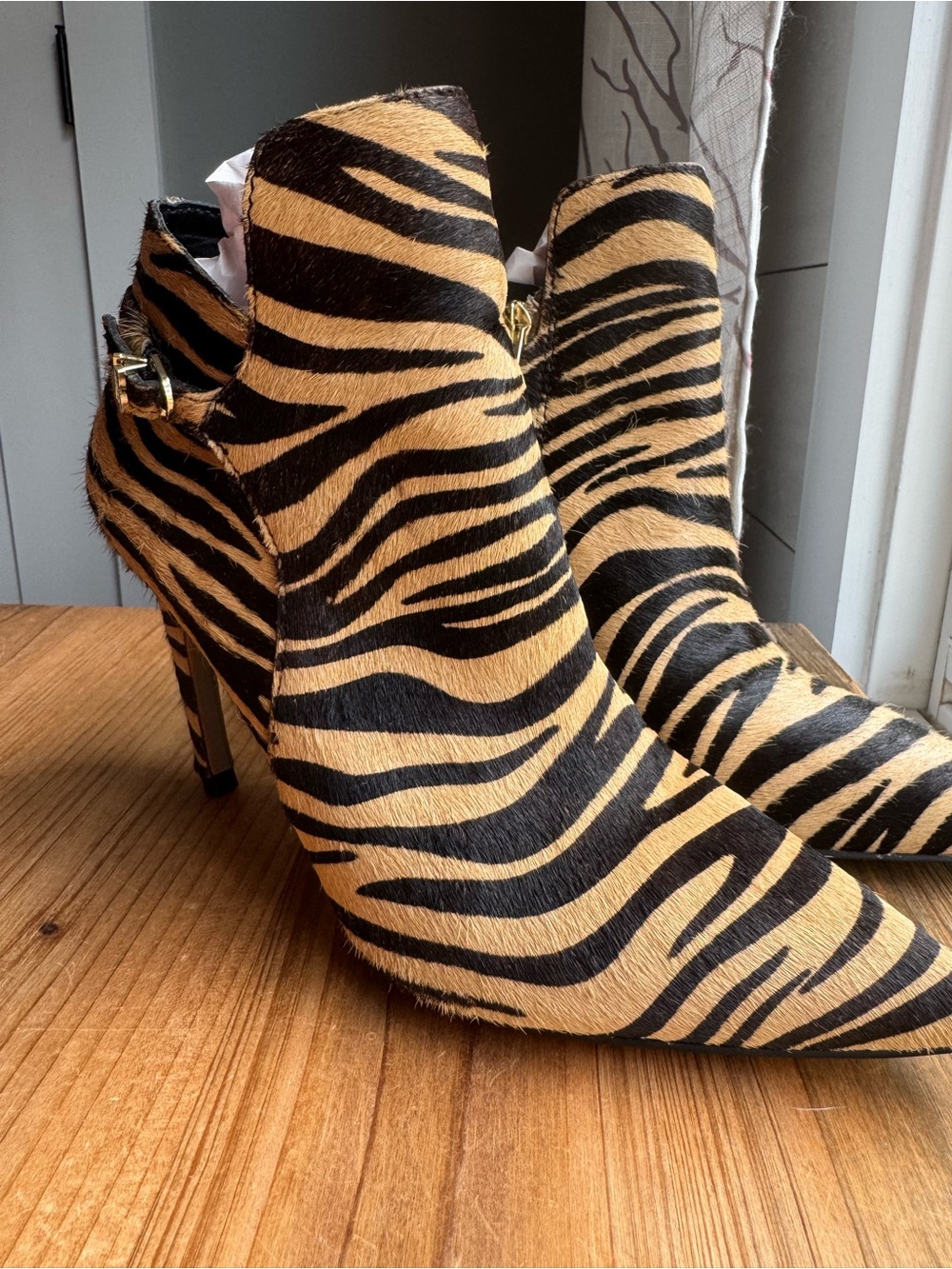 Sam Edelman Zebra Heeled Boots Booties 6 - Picture 3 of 9